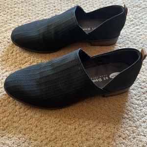 Dr. Scholl’s shoes 8.5 gray flats